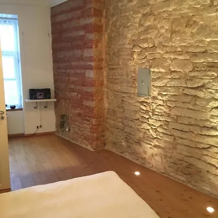 Vene 12a With Balcony Appartement Tallinn